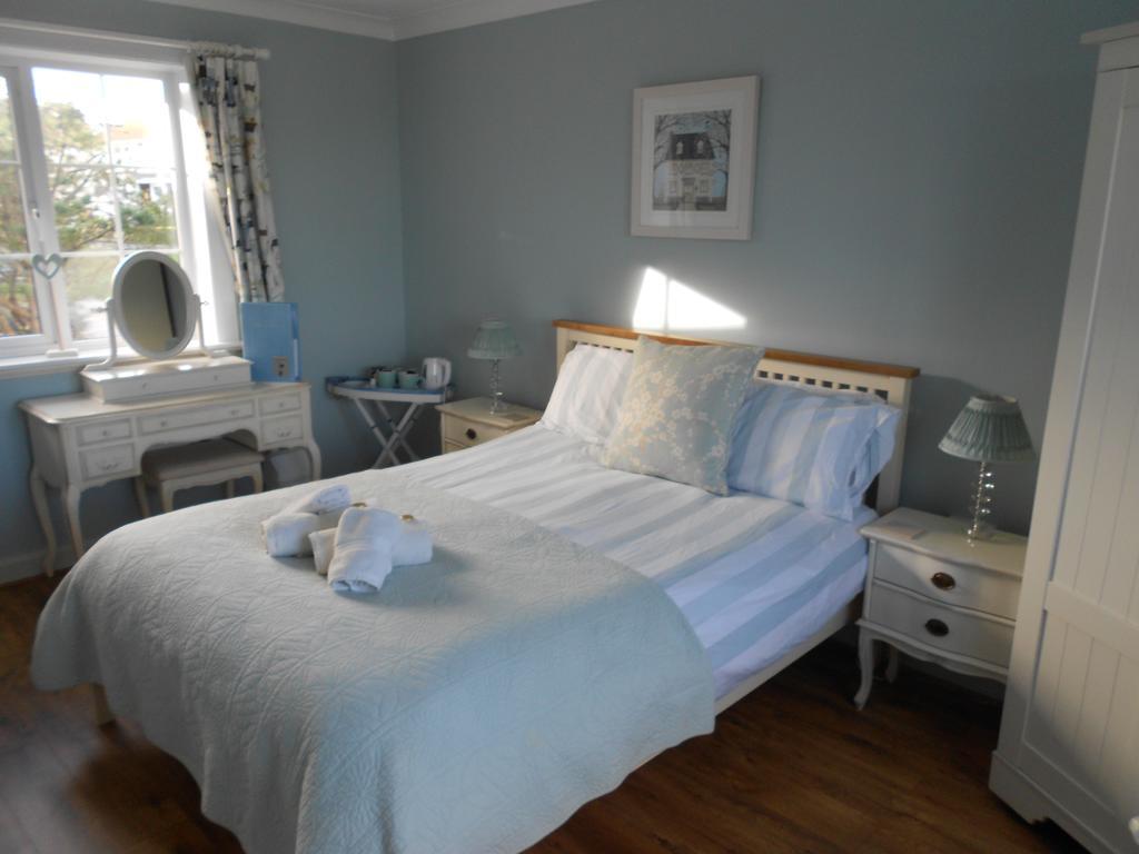 Downsfield Bed And Breakfast St Ives Δωμάτιο φωτογραφία